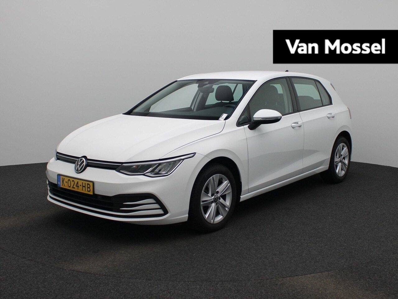 Volkswagen Golf - 1.0 eTSI Life 110 PK | Automaat | Airco | Navigatie | Apple Carplay | Adaptieve Cruise Con - AutoWereld.nl