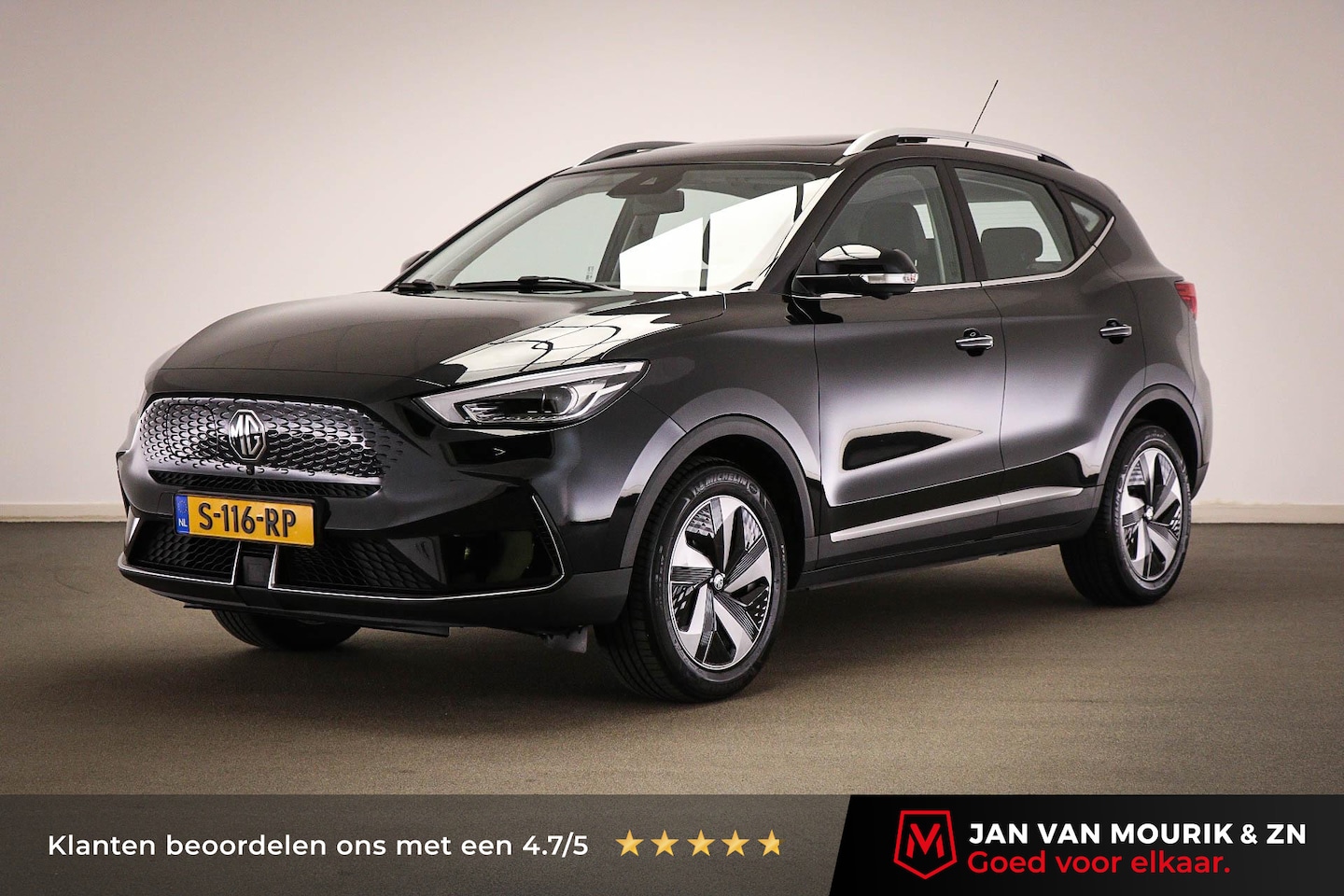 MG ZS - EV Standard Range Luxury | PANORAMADAK | STOELVERWARMING | 360 CAMERA | TREKHAAK - AutoWereld.nl