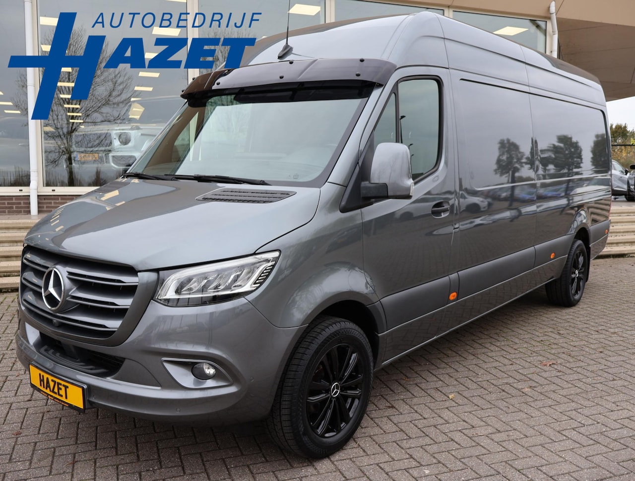 Mercedes-Benz Sprinter - 319 3.0 CDI V6 190 PK L3H2 + LED / 360 CAMERA / DISTRONIC / 18 INCH / STOELVERWARMING - AutoWereld.nl