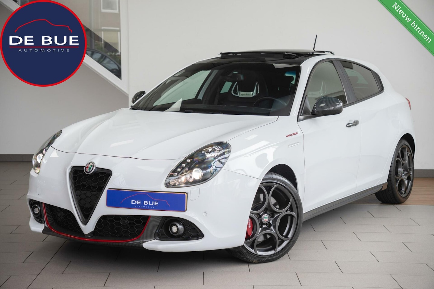 Alfa Romeo Giulietta - 1.750 Turbo Veloce QV 240PK 2e Eig Carbon Panoramadak Kuipstoelen CarPlay Stoelverw. Full - AutoWereld.nl