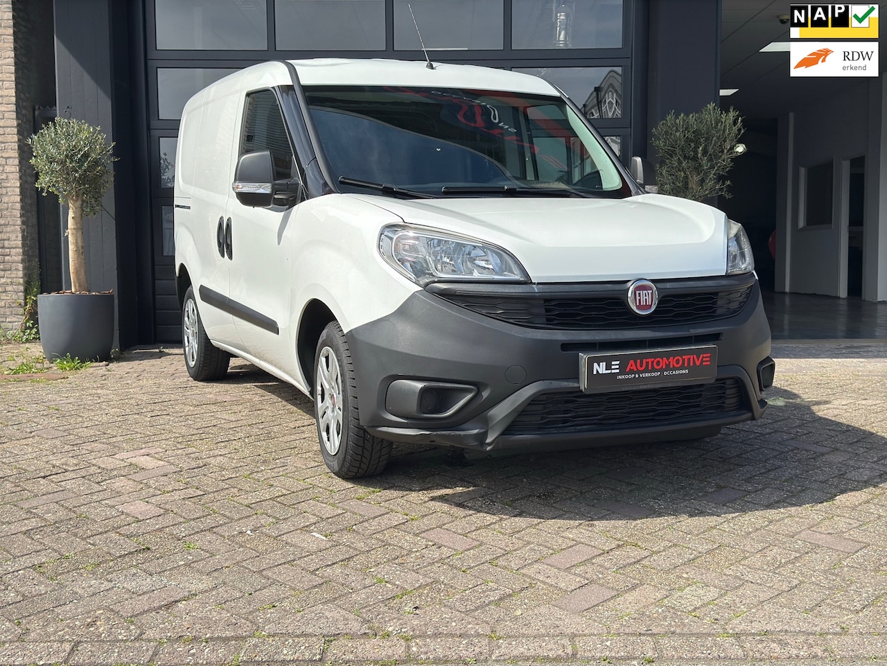 Fiat Doblò Cargo - 1.3 MJ L1H1 Actual 1.3 MJ L1H1 Actual - AutoWereld.nl