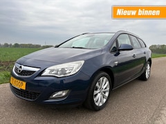 Opel Astra - 1.4 150 JAAR EDITIE / AIRCO / CRUISE / LEDER / VOLL