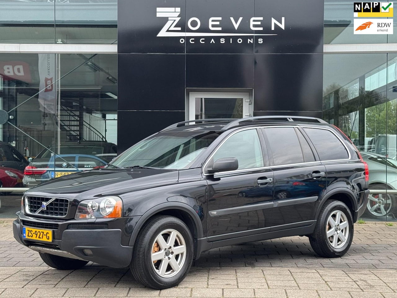 Volvo XC90 - 2.5 T Kinetic 2.5 T Kinetic - AutoWereld.nl