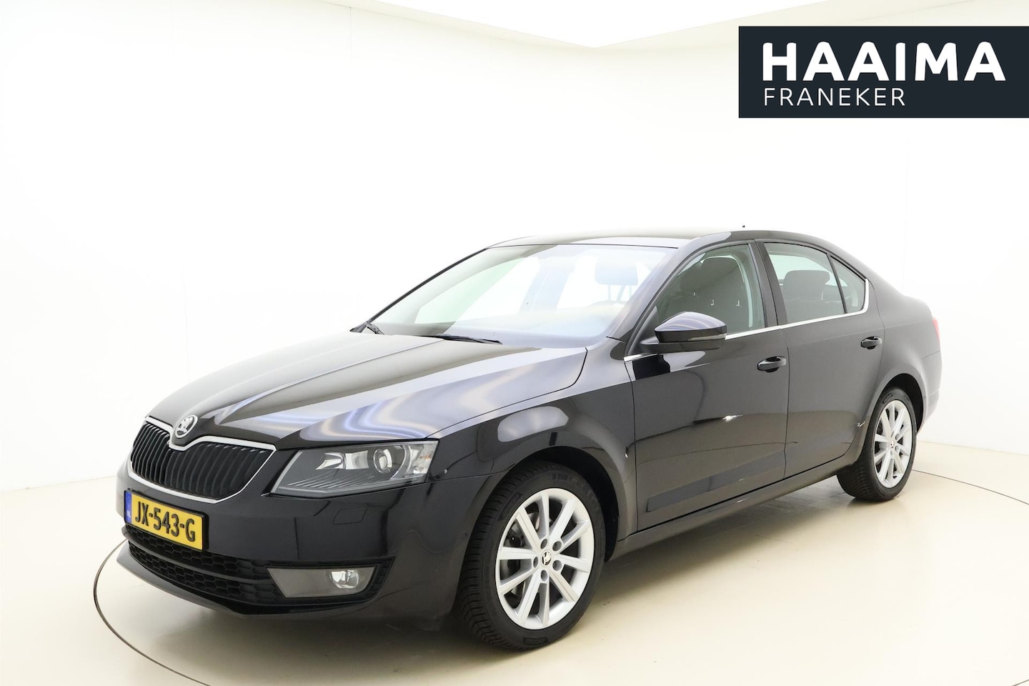 Skoda Octavia - 1.4 TSI Greentech Style Business 150pk | Automaat | Navigatie | Trekhaak | Climate Control - AutoWereld.nl