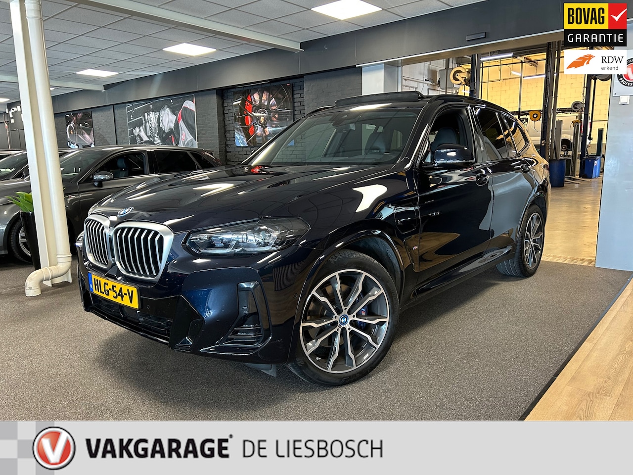 BMW X3 - XDrive30e High Executive M-sport / sportstoelen / head-up/Panorama-dak - AutoWereld.nl
