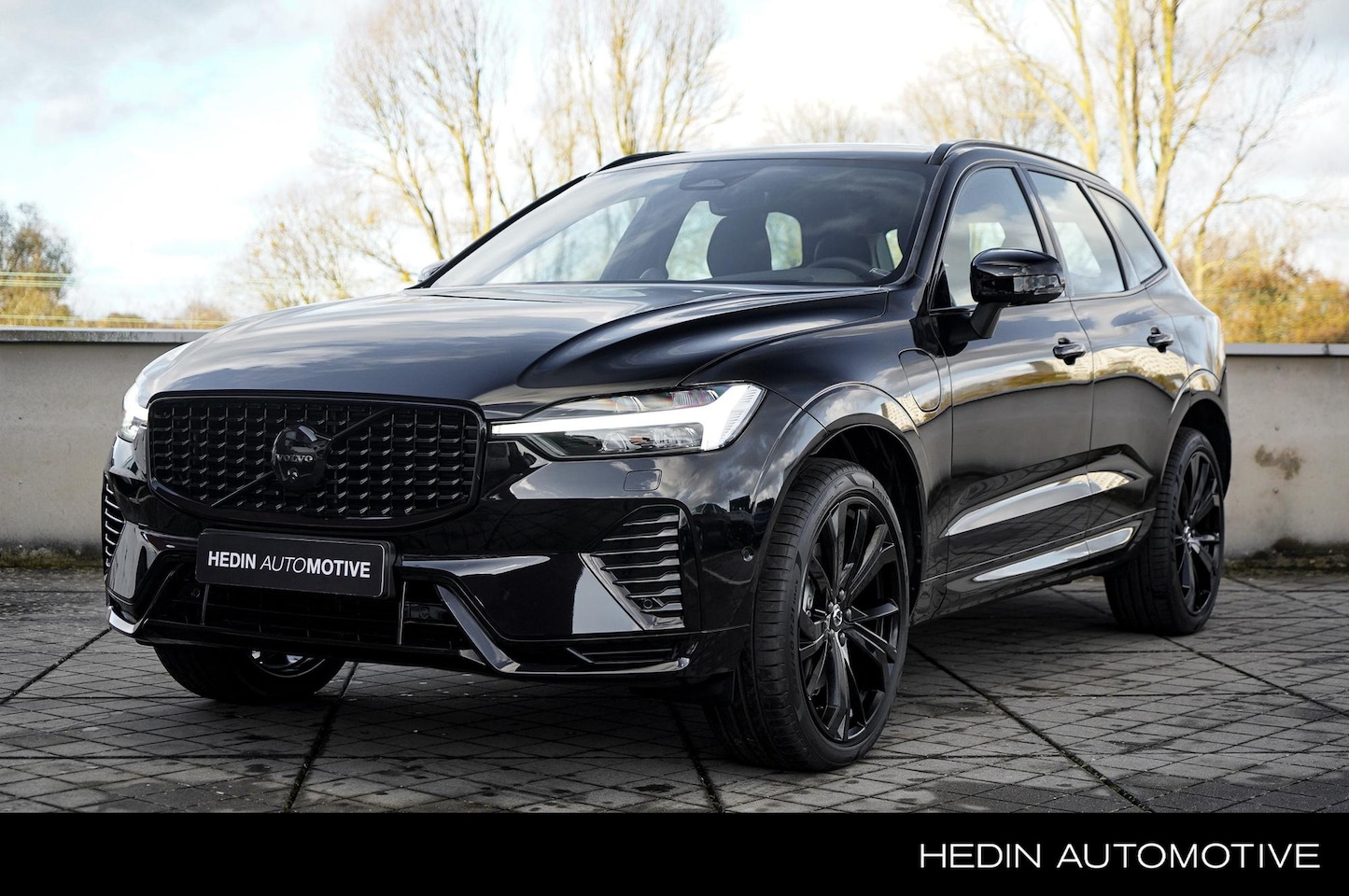 Volvo XC60 - 2.0 T6 Plug-in hybrid AWD Ultra Black Edition Volvo XC60 2.0 Recharge T6 AWD Ultra Black E - AutoWereld.nl