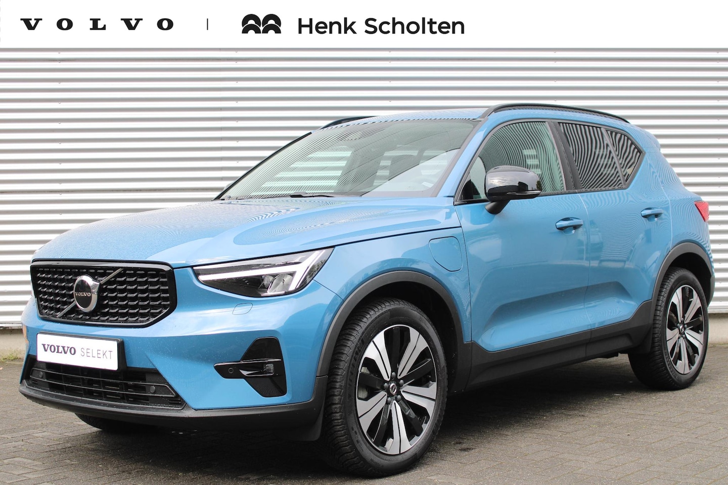 Volvo XC40 - T5 Plug-in hybrid 262PK Plus Dark | Power Seats | Adaptieve LED Koplampen | Bochtverlichti - AutoWereld.nl
