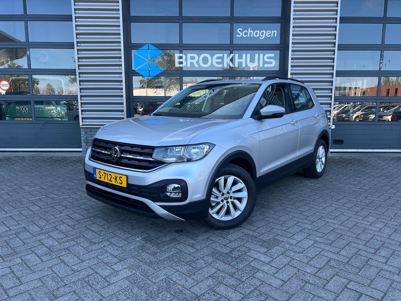 Volkswagen T-Cross - 1.0 TSI Life | Airco | DAB ontvanger | Lichtmetalen velgen multi-spaaks 16" - AutoWereld.nl