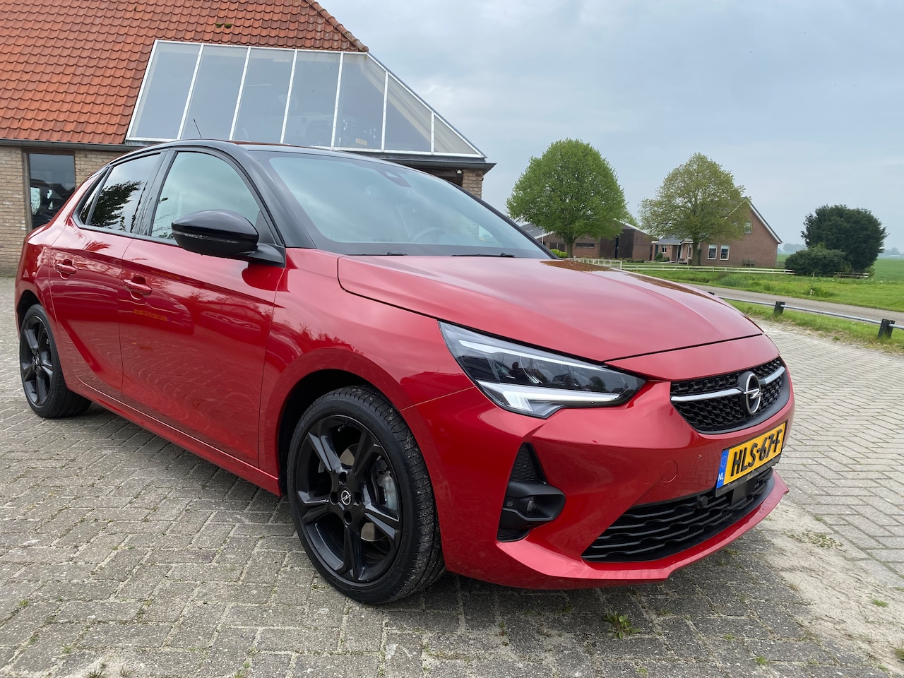 Opel Corsa - 1.2 GS Line - AutoWereld.nl