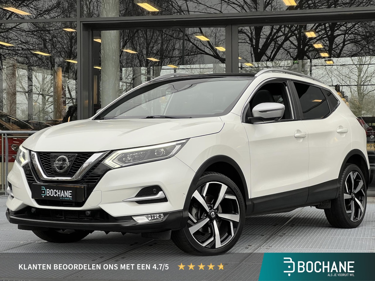 Nissan Qashqai - 1.2 DIG-T 115 X-Tronic Tekna + Automaat | Trekhaak | 360° Camera | Panoramadak | Navigatie - AutoWereld.nl