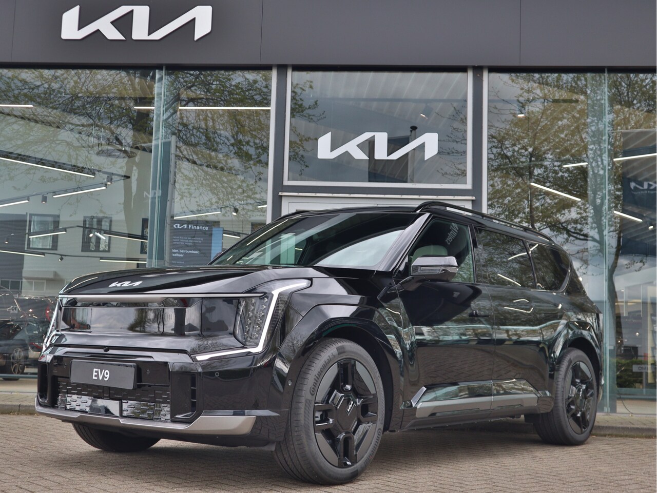 Kia EV9 - GT-Line AWD 99.8 kWh Navi+BT+360Cam Massage+koeling Pano-Dak 7 Zits tot 10jr.Garantie - AutoWereld.nl