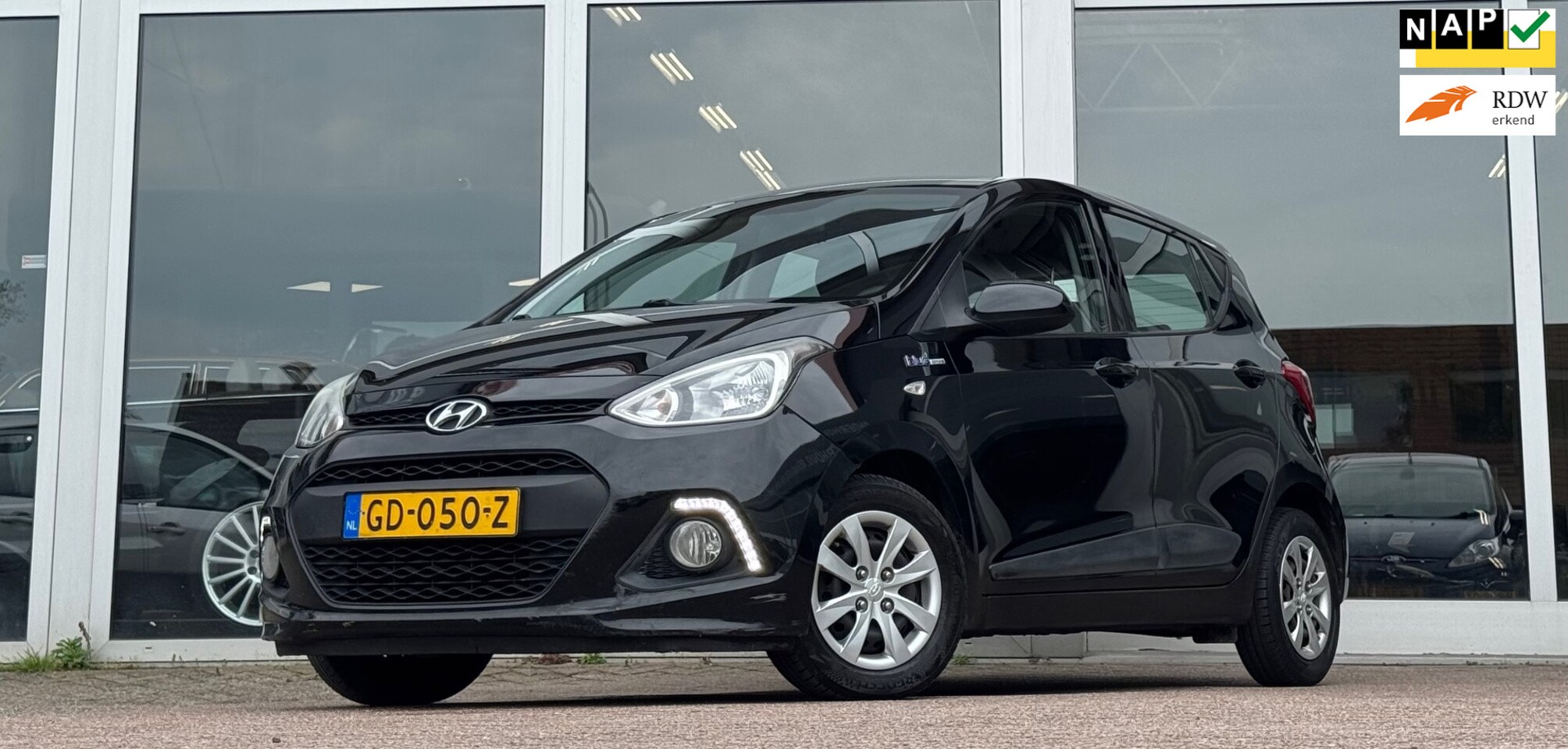 Hyundai i10 - 1.0i i-Motion Comfort Plus Clima 2e Eigenaar - AutoWereld.nl