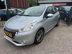 Peugeot 208 - 1.4 VTi clima, navigatie, cruise c, nieuwe APK