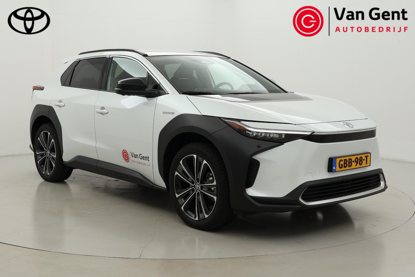 Toyota bZ4X - Premium 71 kWh 3-fase | 20 inch | 360 camera | Matrix LED | JBL | Dodehoek detectie | Navi - AutoWereld.nl