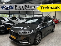 Ford Focus Wagon - EcoBoost Hybrid 125pk ST Line | Trekhaak | Dealer onderhouden | Nw. model | Led | Clima |