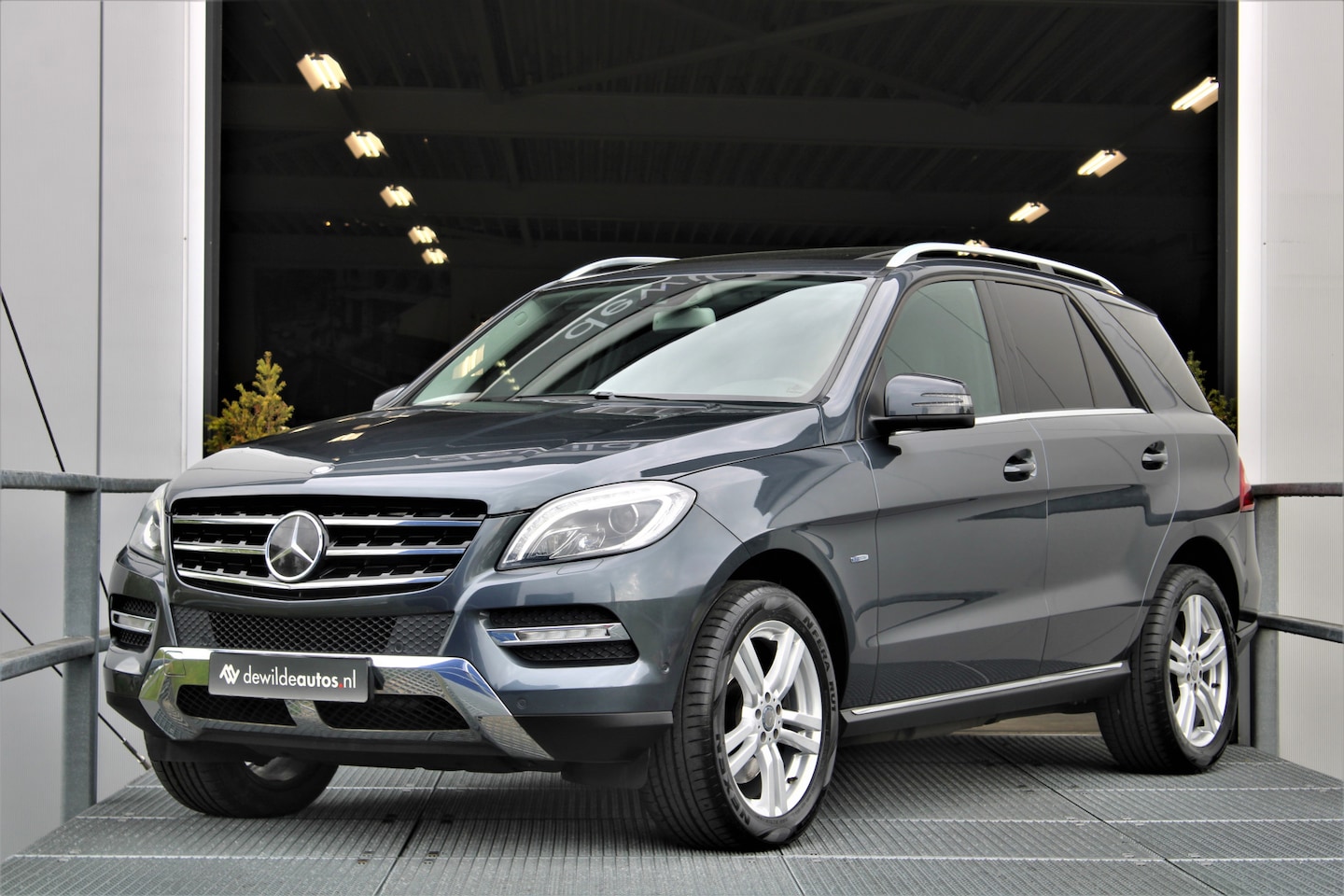 Mercedes-Benz M-klasse - 350 AMG 4matic 306pk Schuifdak Camera Distronic - AutoWereld.nl