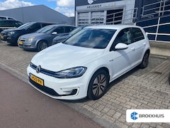 Volkswagen e-Golf - E-DITION Clima | Parkeersensoren Voor + Achter | LED | Carplay | Airco (automatisch) | Cru