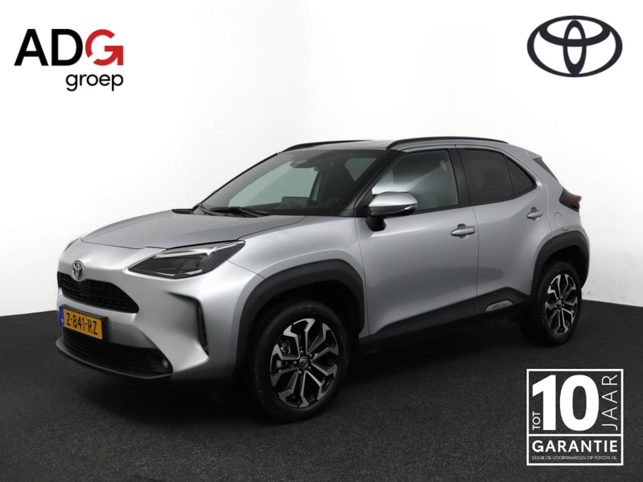 Toyota Yaris Cross - 1.5 Hybrid 115 First Edition | Adaptive Cruise Control | Climate Control | Navigatie | App - AutoWereld.nl
