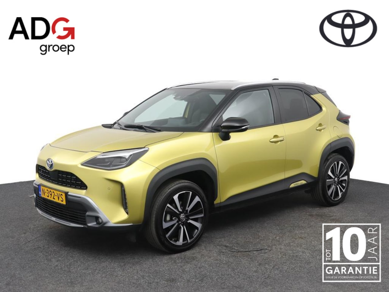 Toyota Yaris Cross - 1.5 Hybrid Launch Edition |Bi- tone | Panoramadak | Lederen bekleding | Electrische achter - AutoWereld.nl