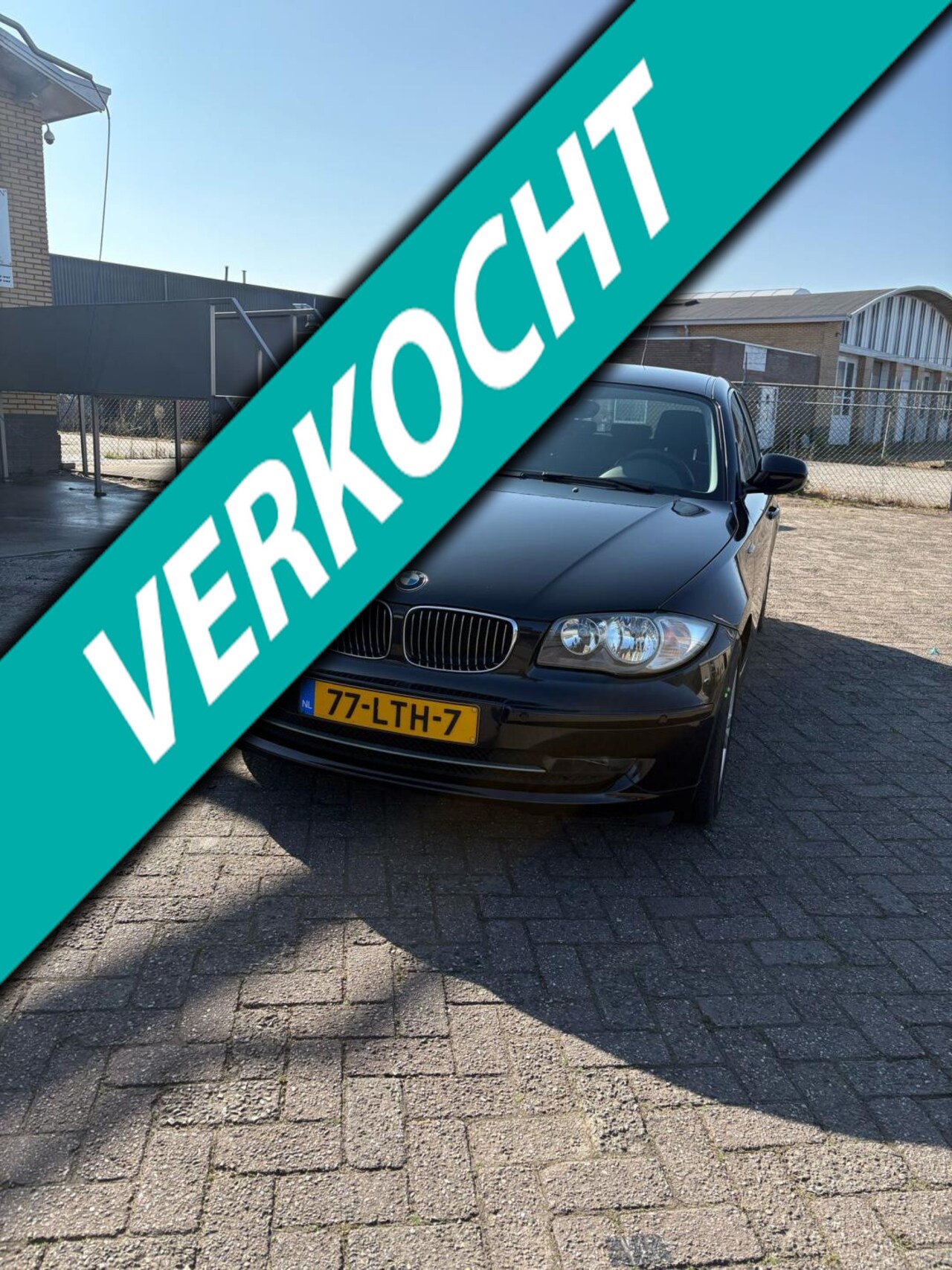 BMW 1-serie - 116i Business Line Style Airco, Parkeersensoren,5 deurs, 6 versnellingen, Lm velgen - AutoWereld.nl