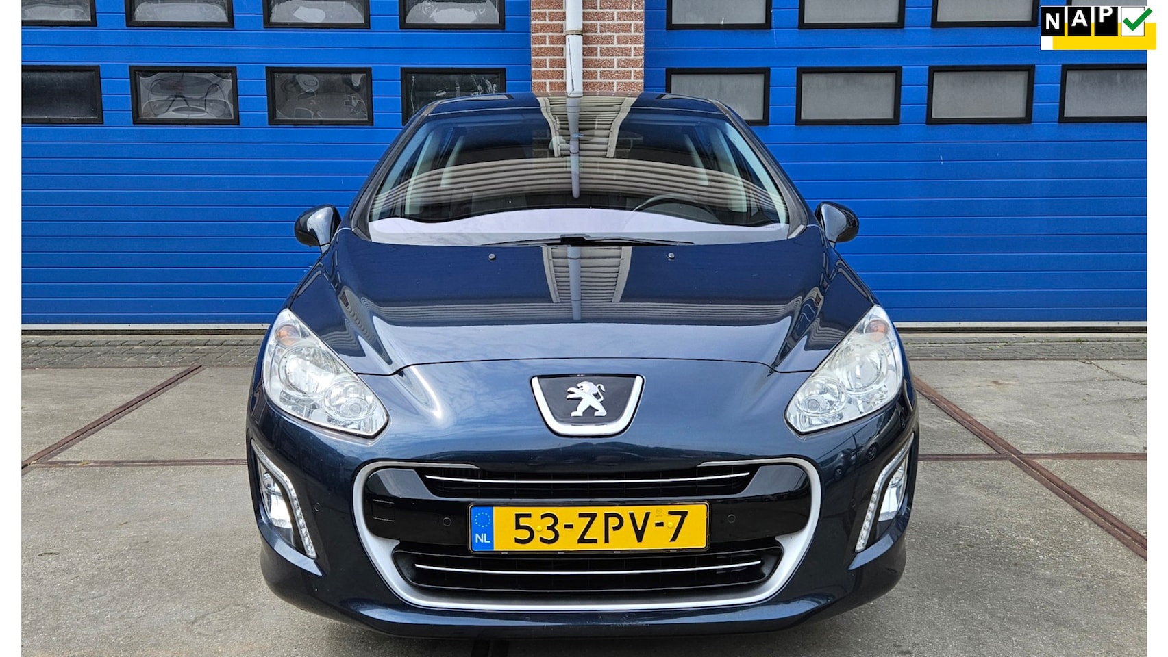Peugeot 308 - 1.6 THP Sportium *airco* panoramadak - AutoWereld.nl