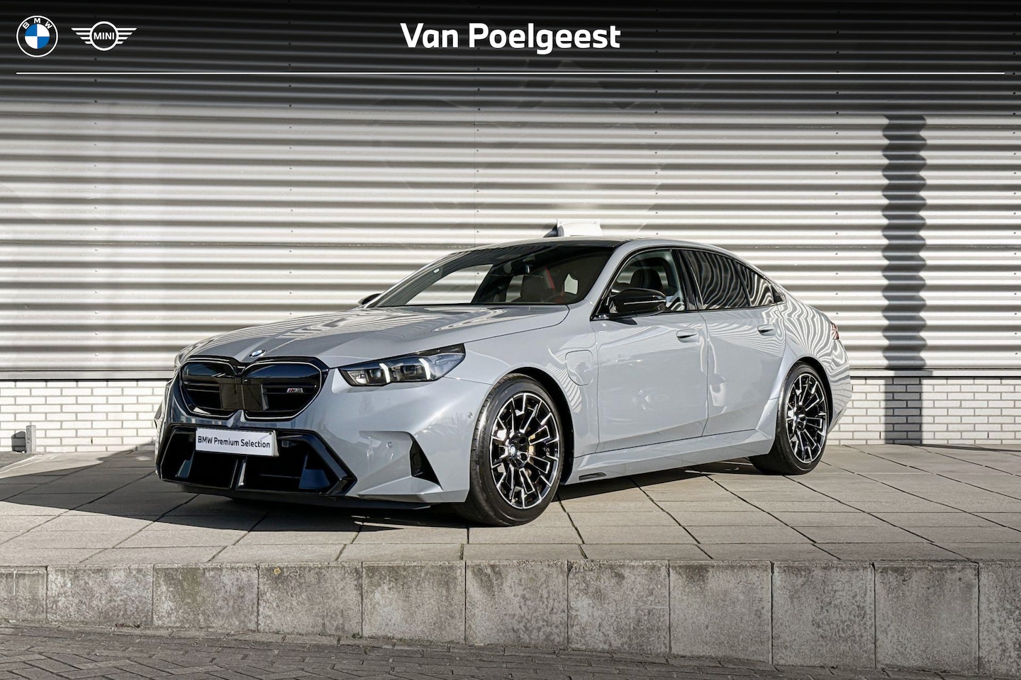 BMW M5 - M5 M Driver's Pack / Driving Assistant Professional / Keramische remschijven - AutoWereld.nl