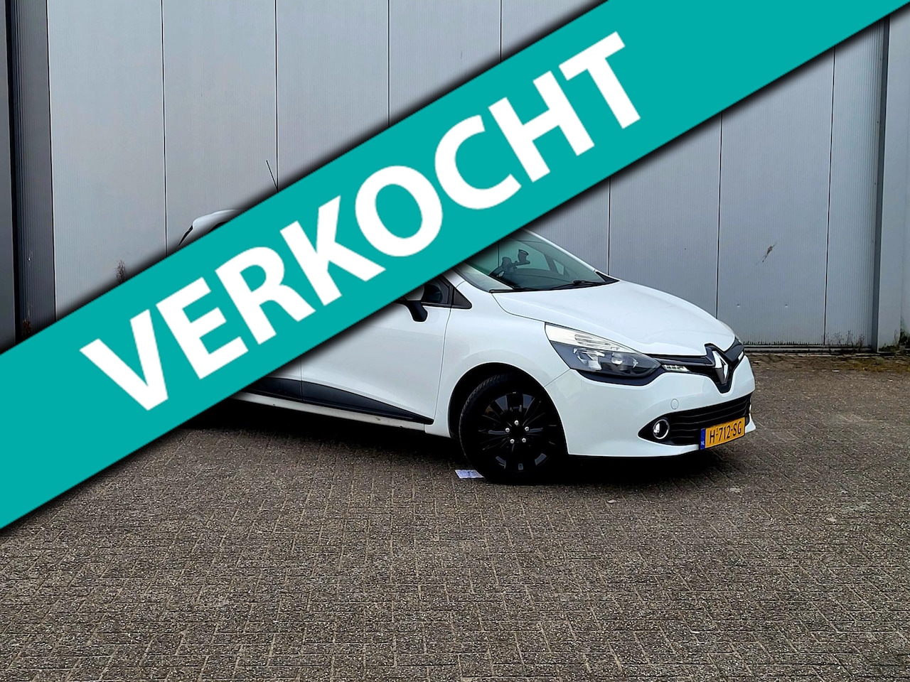 Renault Clio - 1.2 Collection / Airco / Navi / Dealer onderhouden - AutoWereld.nl