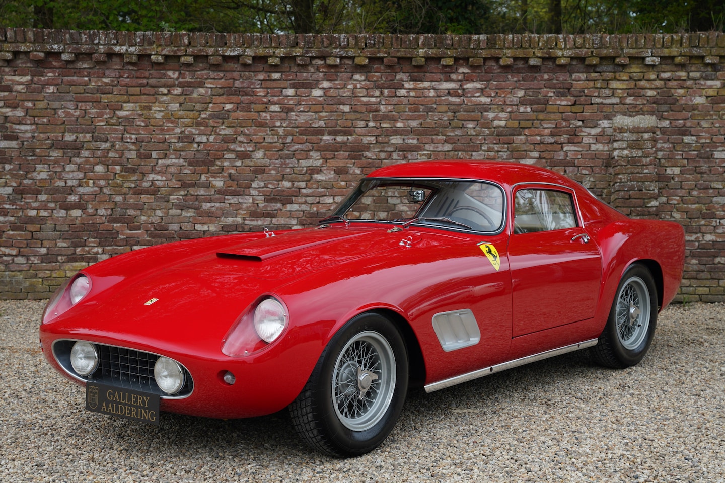 Ferrari 250 - GT Ellena "Tour de France" Recreation Rebodied by Bachelli & Villa to "TdF" specifications - AutoWereld.nl