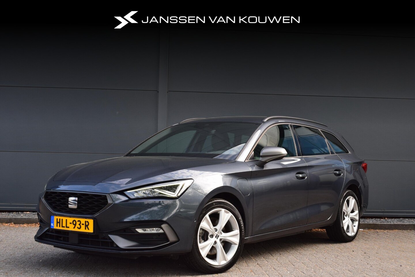Seat Leon Sportstourer - 1.4 TSI eHybrid PHEV FR Business Intense Stoelverwarming Navigatie - AutoWereld.nl