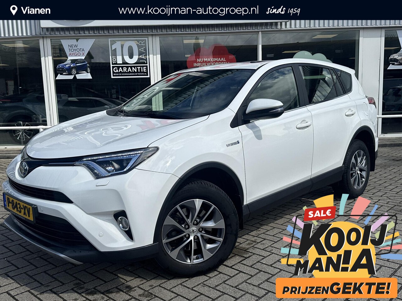 Toyota RAV4 - 2.5 Hybrid Dynamic lichtmetalen velgen 17" , Sunroof , Parkeersensoren voor - achter , Sto - AutoWereld.nl