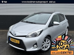 Toyota Yaris - 1.5 Full Hybrid Dynamic Navigatie, Panoramadak, Achteruitrijcamera, Cruise control, Climat