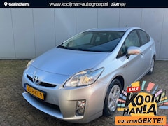Toyota Prius - 1.8 Comfort | 1e Eigenaar | NIEUW Geleverd en Onderhouden | Head up Display | Climate Cont
