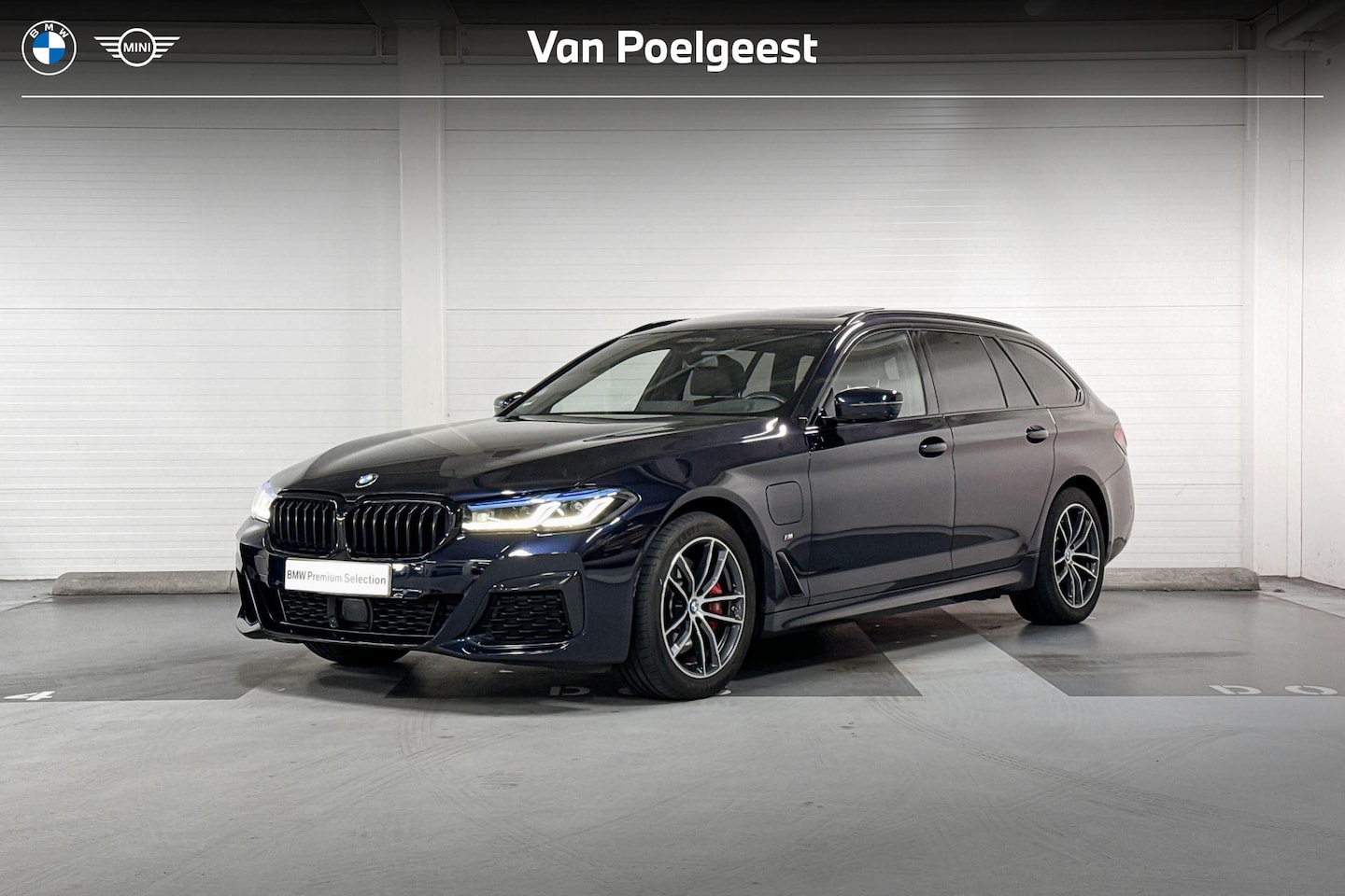 BMW 5-serie Touring - 530e High Executive l M-Sport - AutoWereld.nl