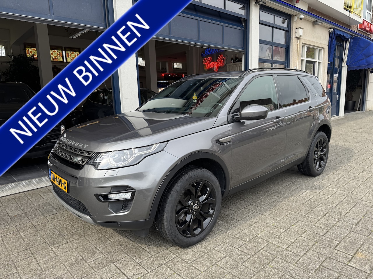 Land Rover Discovery Sport - 2.0 Si4 4WD Urban Series SE Dynamic NL AUTO/PANORAMA - AutoWereld.nl