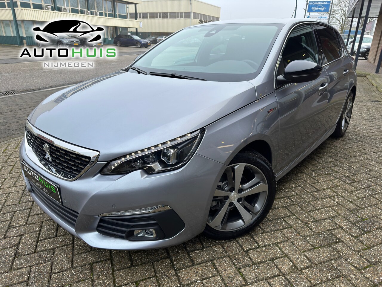Peugeot 308 - 1.2 PureTech GT-line Automaat Navi - AutoWereld.nl