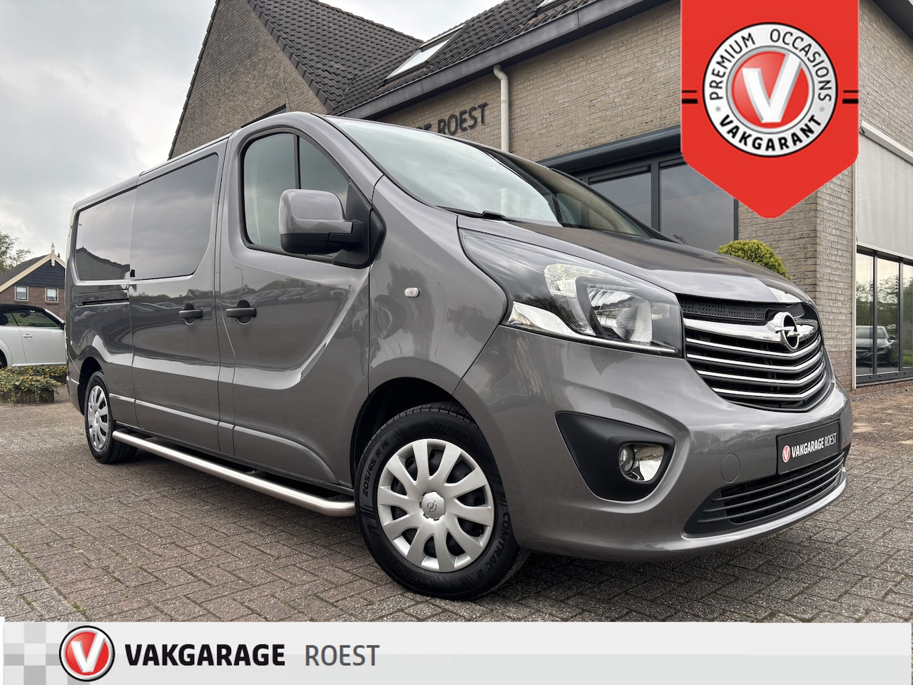 Opel Vivaro - 1.6 CDTI L2H1 Dubbele Cabine Sport 5-Pers. / Trekhaak / Navigatie - AutoWereld.nl