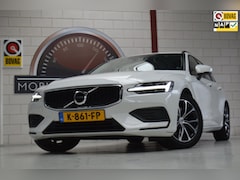 Volvo V60 - 2.0 B3 Mom. Advan TREKHAAK, 1e eig. 100% DEALERONDERH