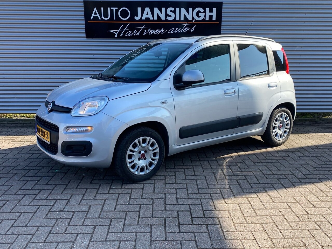 Fiat Panda - 0.9 TwinAir Lounge Automaat! | Afneembare Trekhaak! | Airco | Ndl auto!! | RIJKLAARPRIJS I - AutoWereld.nl
