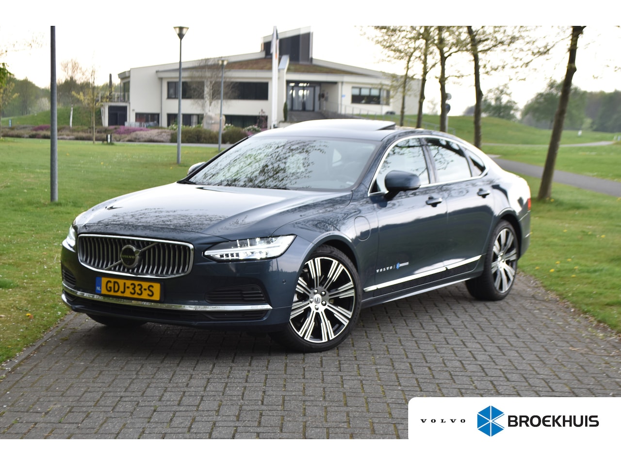 Volvo S90 - 2.0 T8 AWD Ultimate Bright | TailordWool | B&W Audio | Demo Voordeel! - AutoWereld.nl