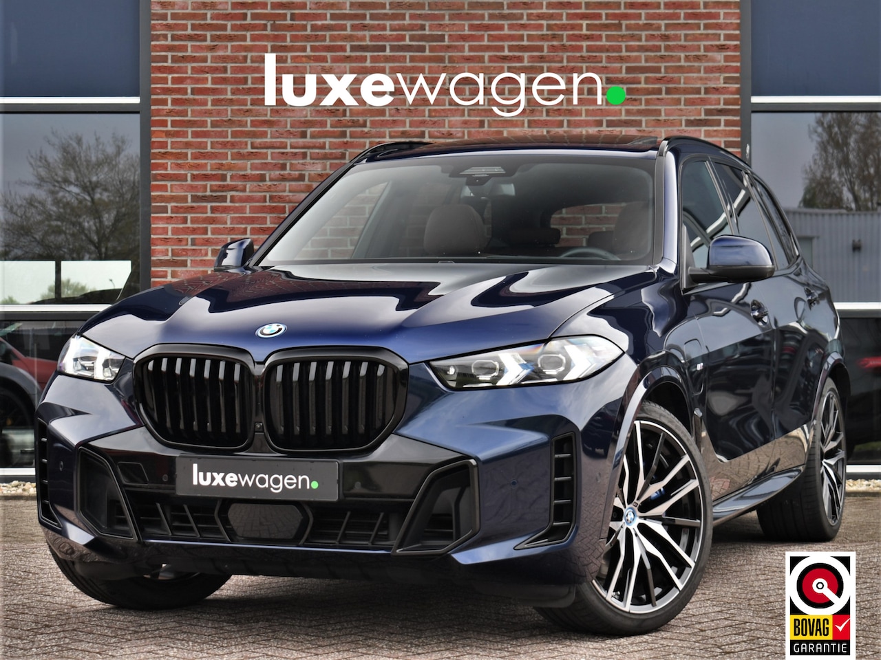 BMW X5 - xDrive50e M-Sport Pano ACC Comf-seat Trekh 360 H/K Soft-cl BTW-AUTO! - AutoWereld.nl
