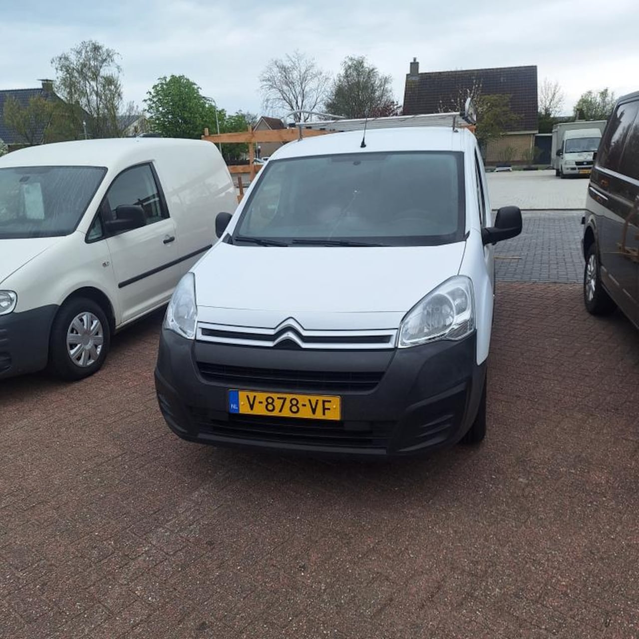 Citroën Berlingo - 1.6 BlueHDI 75 Club 1.6 BlueHDI 75 Club - AutoWereld.nl