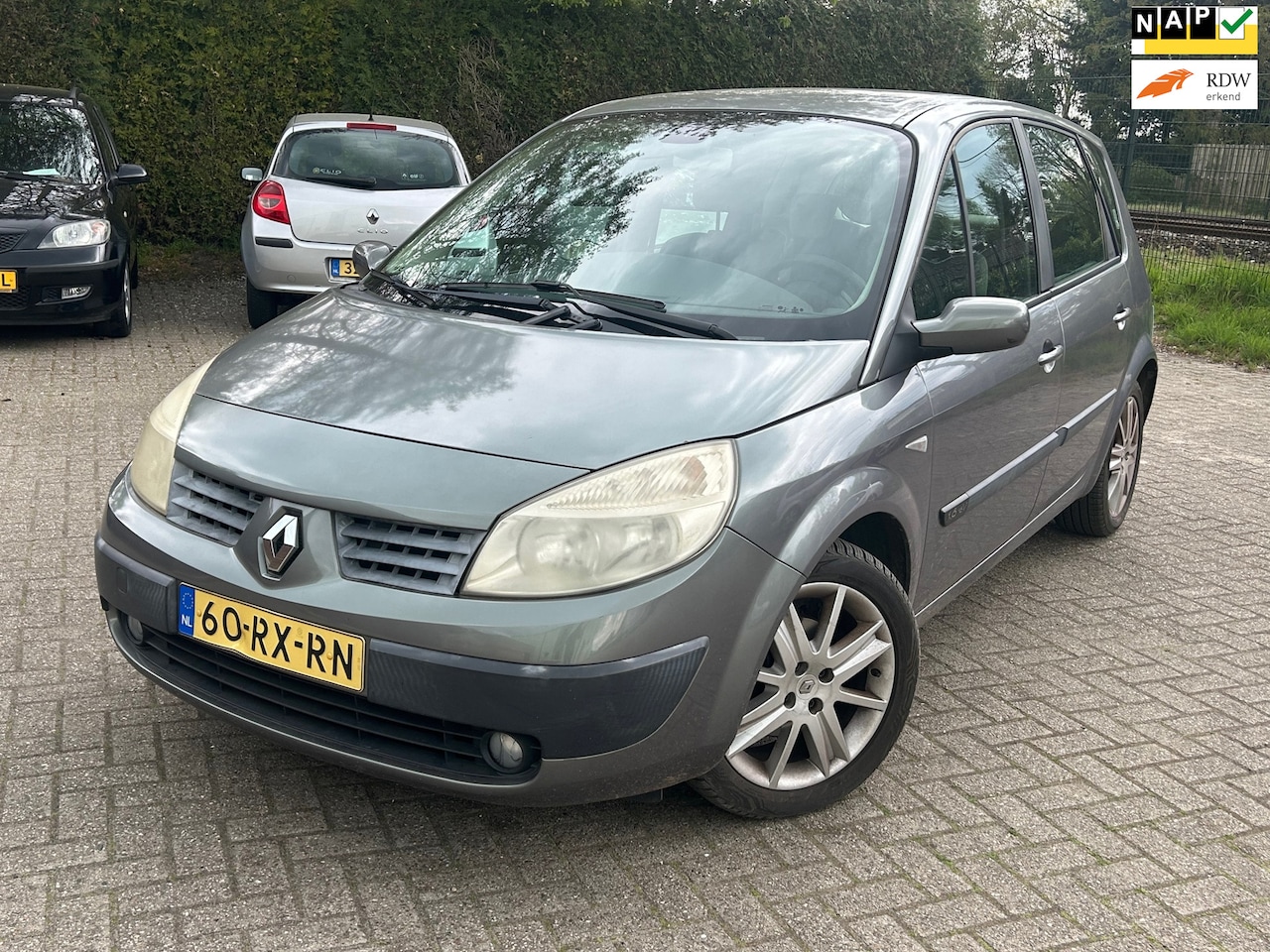 Renault Scénic - 1.6-16V Expression Comfort 1.6-16V Expression Comfort - AutoWereld.nl