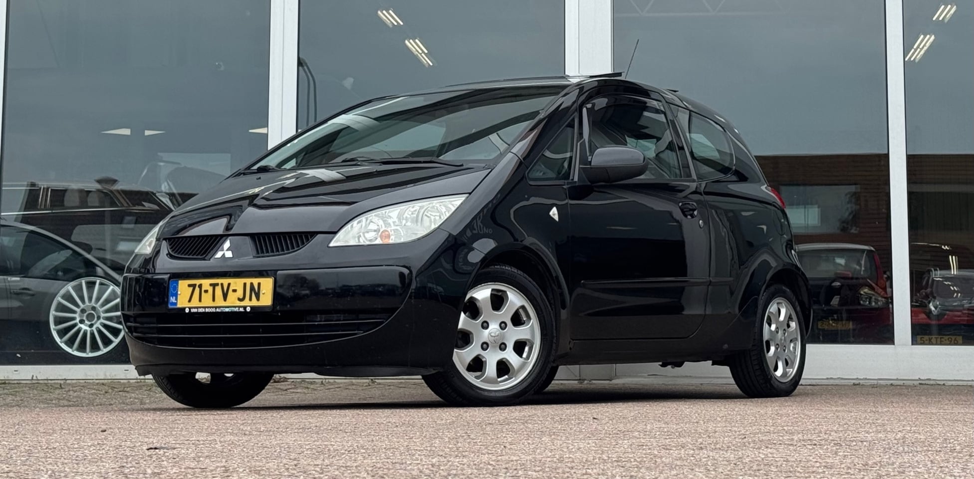 Mitsubishi Colt - 1.5 d'Azur Schuifkanteldak Nieuwe APK Garantie - AutoWereld.nl