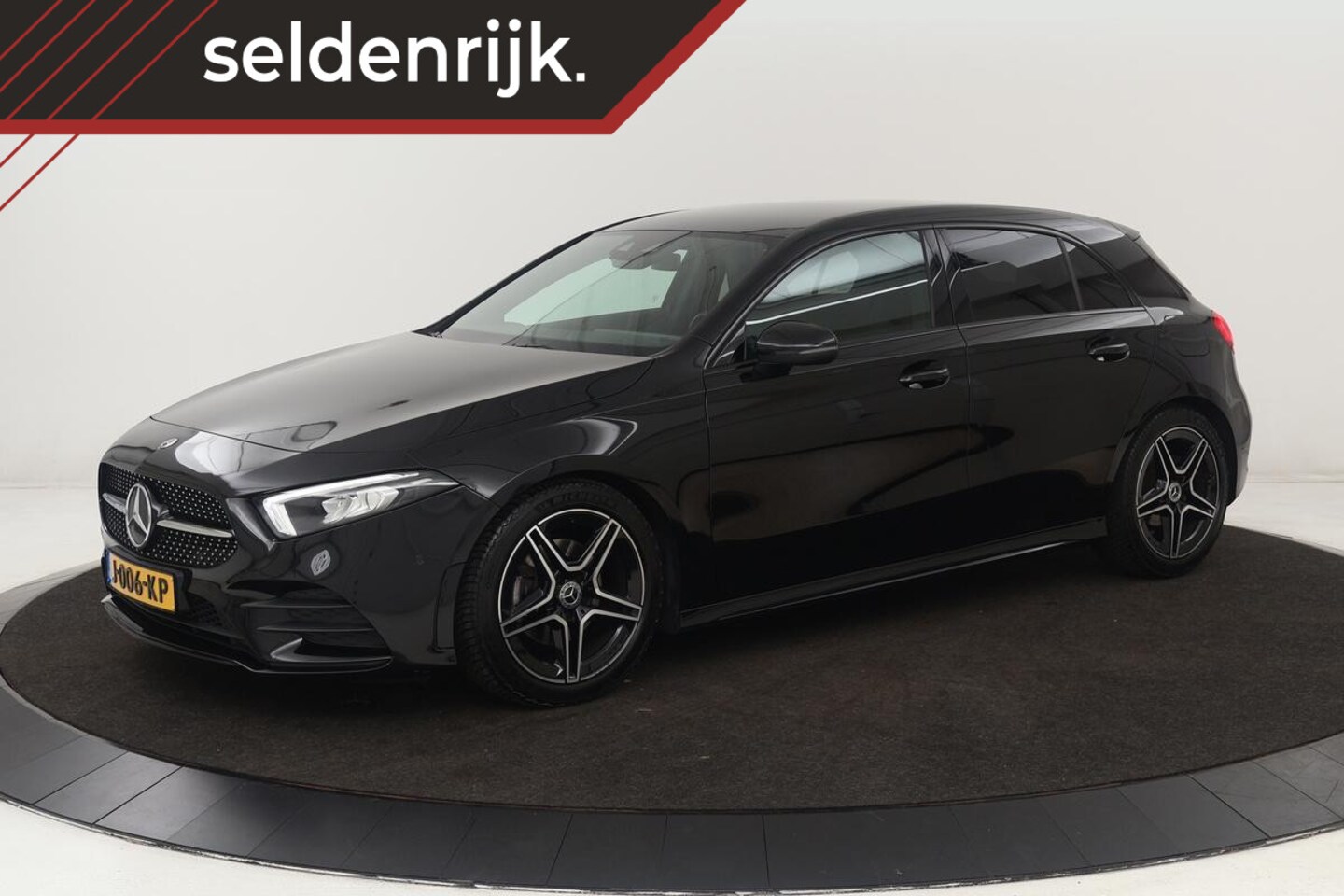 Mercedes-Benz A-klasse - 180 Business Solution AMG | Stoelverwarming | Carplay | Camera | Sfeerverlichting | Naviga - AutoWereld.nl