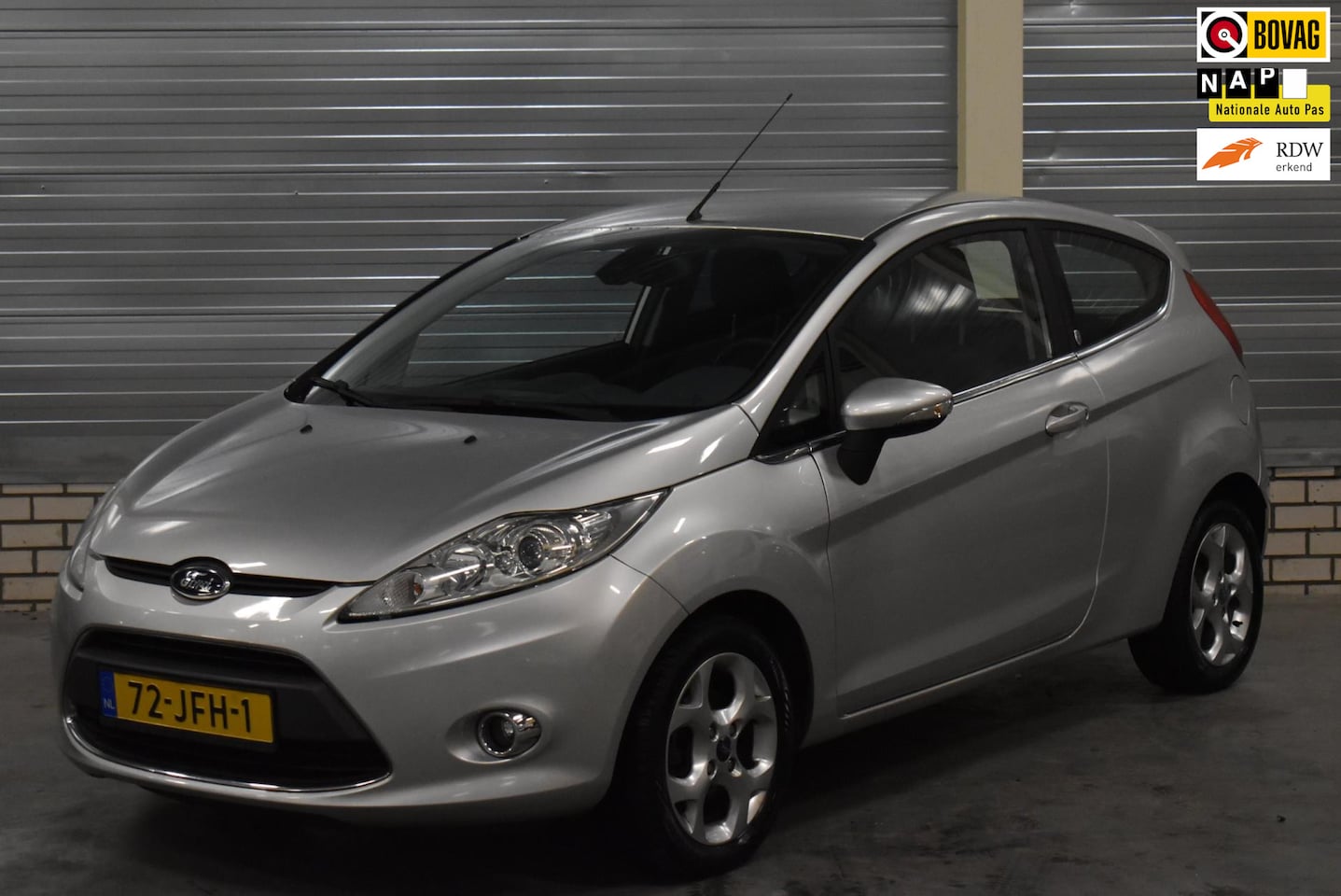 Ford Fiesta - 1.25 Ghia + Bluetooth|Cruise Control|Climate Control|Parkeersensoren| - AutoWereld.nl