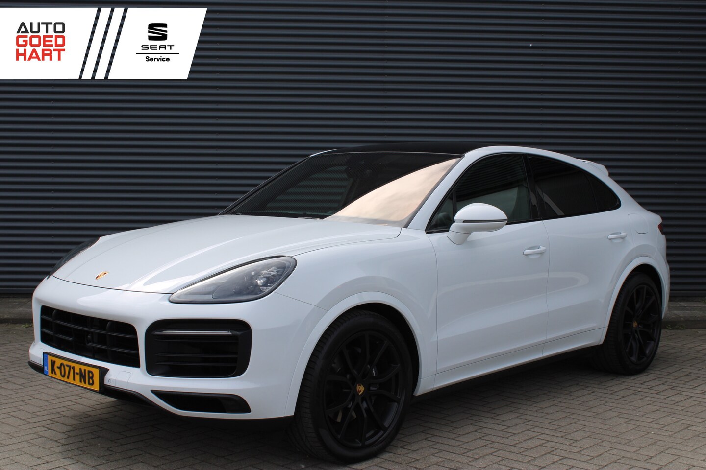 Porsche Cayenne Coupé - 3.0 E-Hybrid Carrarawit Metallic Panoramadak Luchtvering Sport-Chrono Achterasbesturing So - AutoWereld.nl