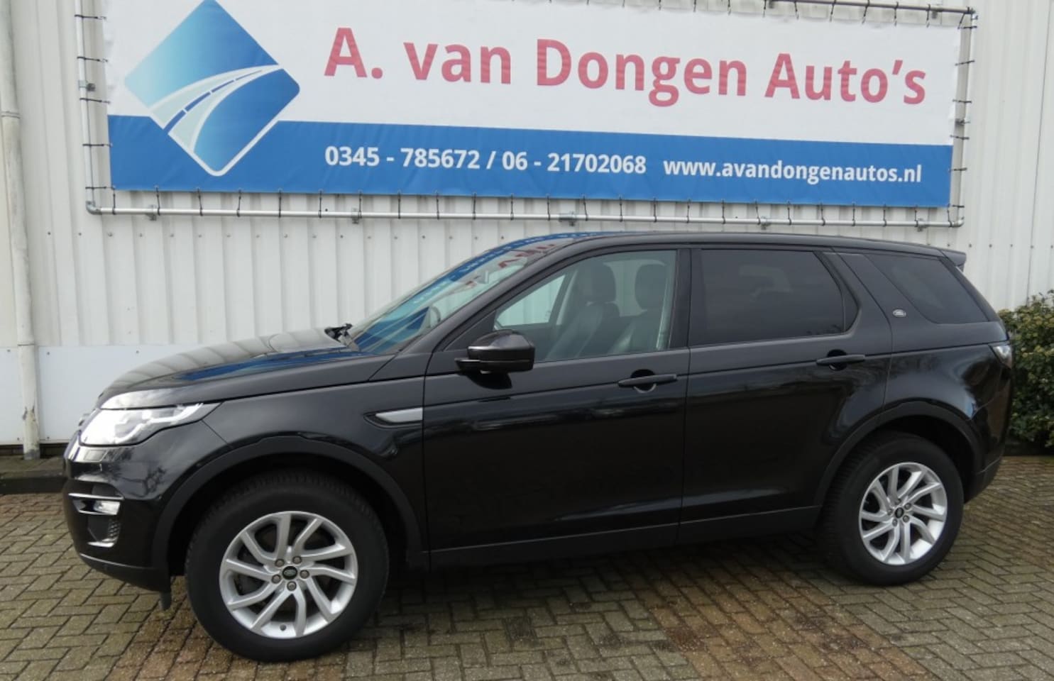 Land Rover Discovery Sport - 2.2 TD4 4WD S 2.2 TD4 4WD S,Navi,Camera,Trhaak,AllSeason - AutoWereld.nl