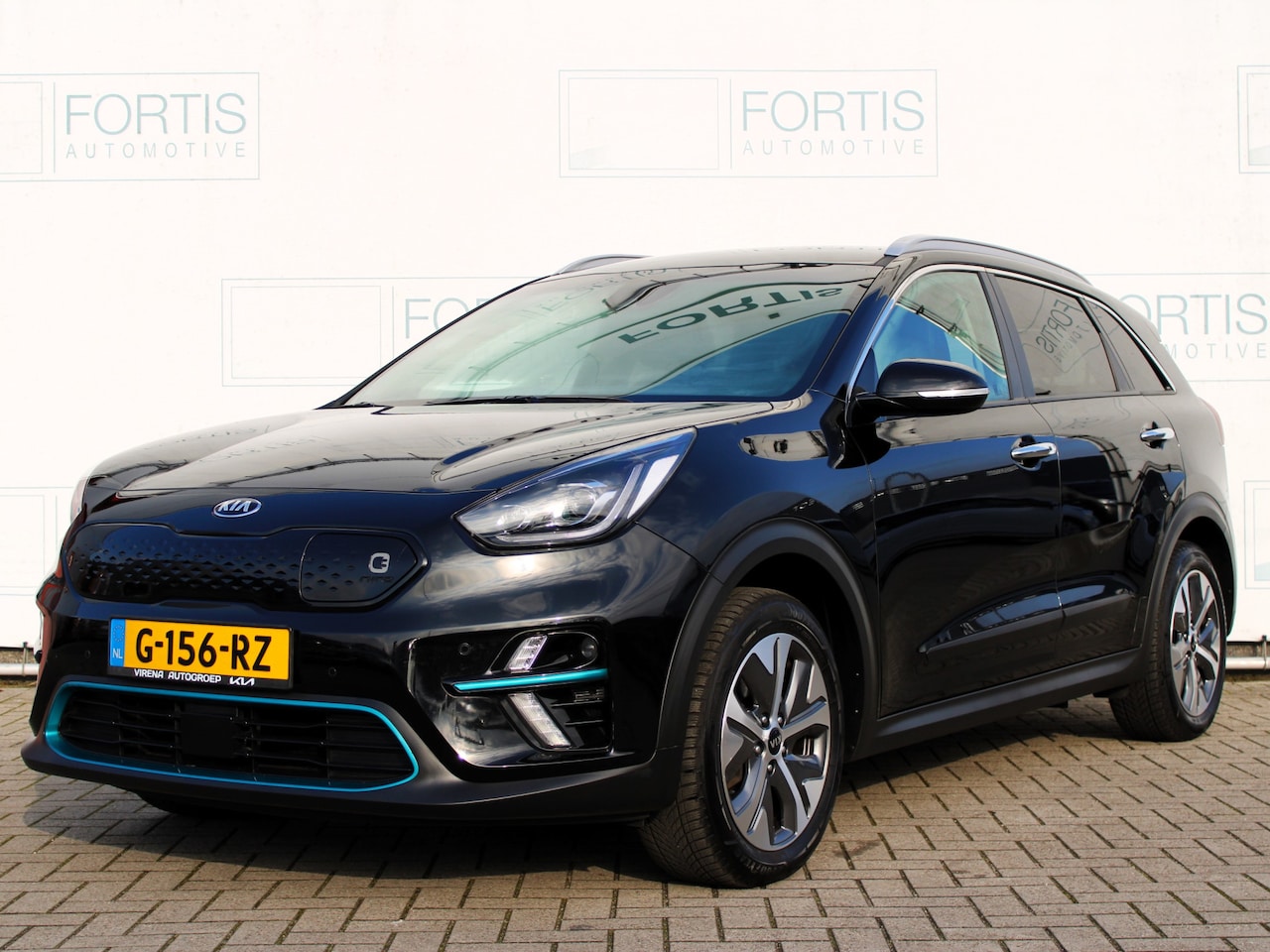 Kia e-Niro - ExecutiveLine 64 kWh NL AUTO | SOH 100% | LEDER | - AutoWereld.nl