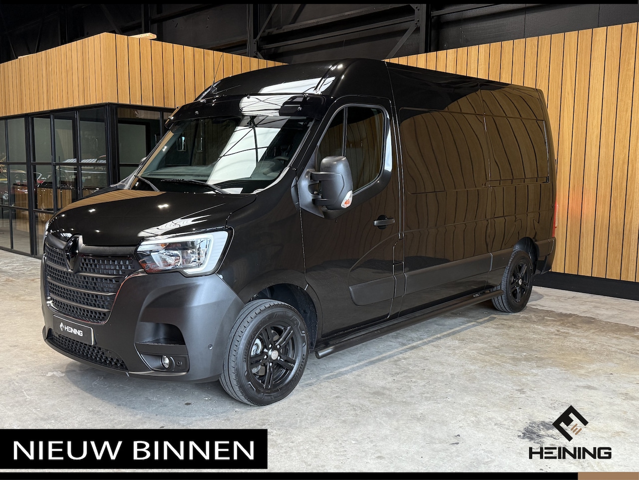 Renault Master - T35 2.3 dCi 180 PK L2H2 Energy Comfort 3.5 Ton Trekhaak eerste eigenaar met NAP - AutoWereld.nl