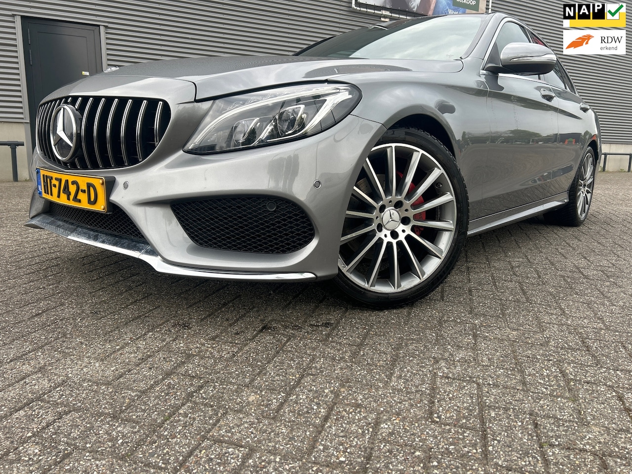 Mercedes-Benz C-klasse - 180 Ambition AMG Pakket. NAP+2e Eigenaar+Dealer onderhouden - AutoWereld.nl